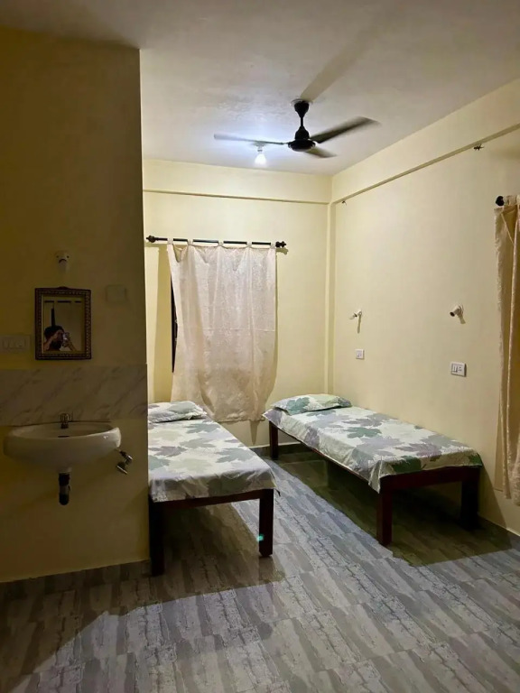 Guesthouse room in Anjuna, Goa, by GuestHouser 15920