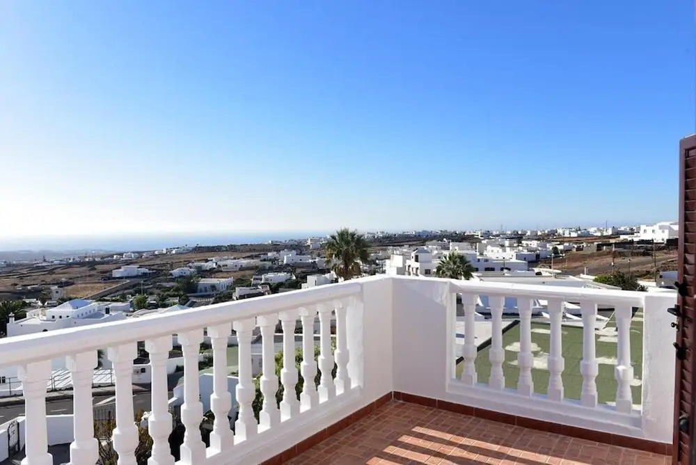 Villa With 3 Bedrooms in Tías, With Wonderful sea View, Private Pool, Enclosed Garden