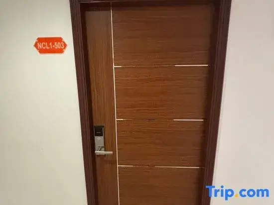 New Nordic Club 1 Condotel South Pattaya Twin Standard Room