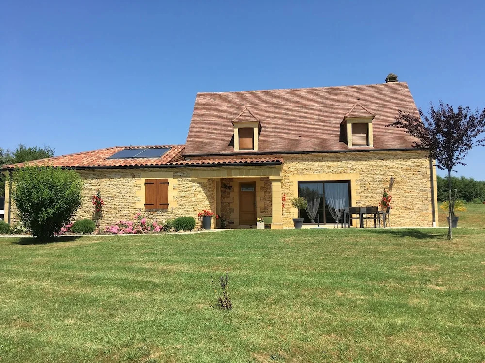 COMBAS village de gites