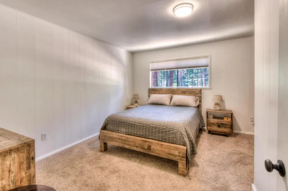 Firefly  - Walk To Beach 3 Bedroom Cabin by RedAwning