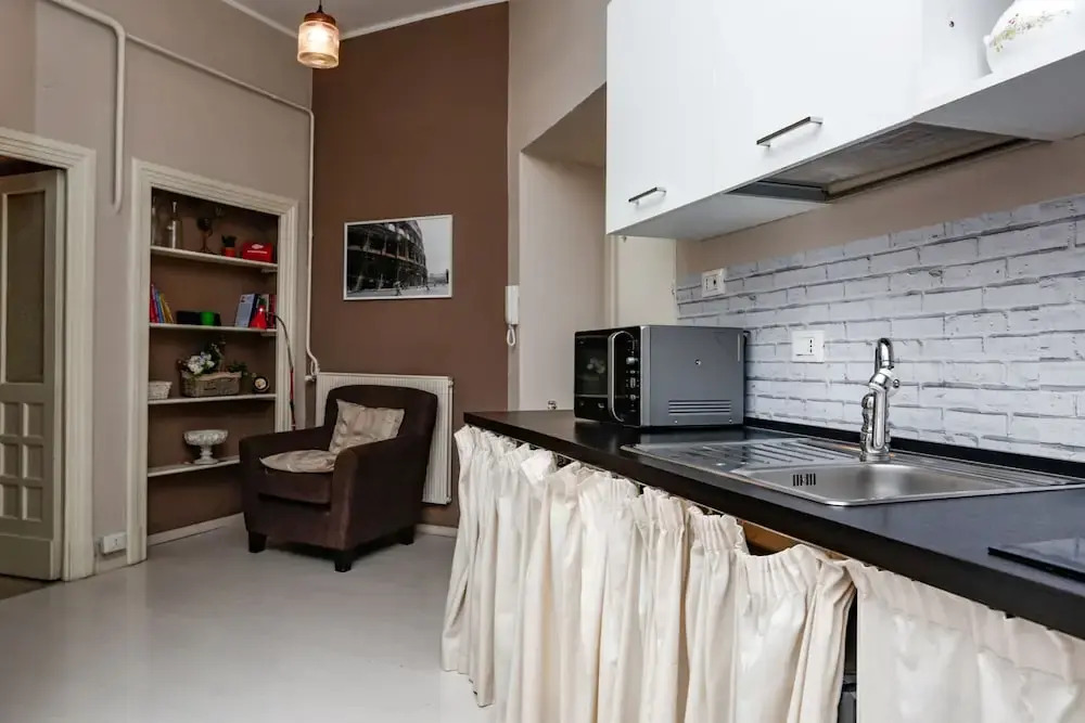 American Uni 2Br Lovely Apt
