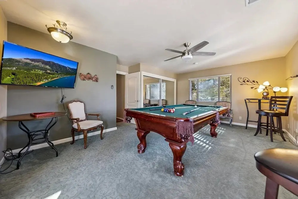 2253 Catalina Drive 4 Bedroom Home