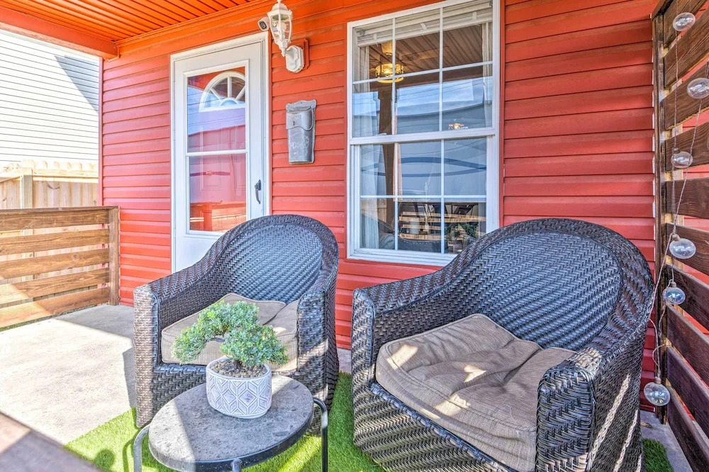 Pet-friendly Indianapolis Townhome w/ Yard!