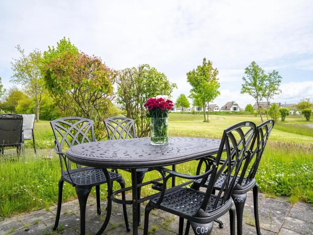 Komfort Appartement mit 2 Schlafzimmern und Terrasse C05