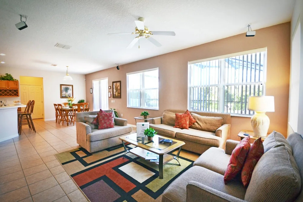 Windwood Bay 215185
