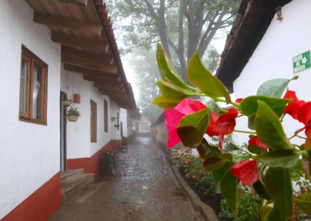 Hotel Bugamvillas Tapalpa