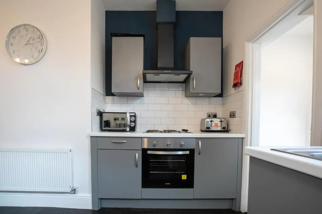 Modern Contractor House & Garden & Free Parking