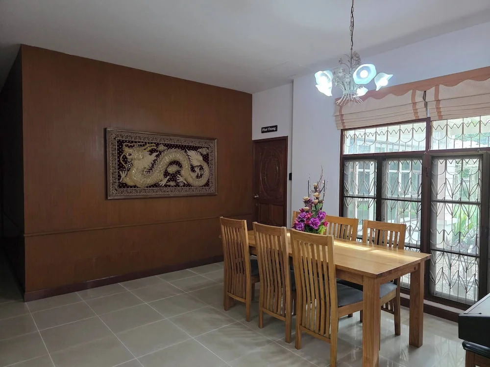 Entire Home at Racha Herb Gardens 5br, Sleeps 11