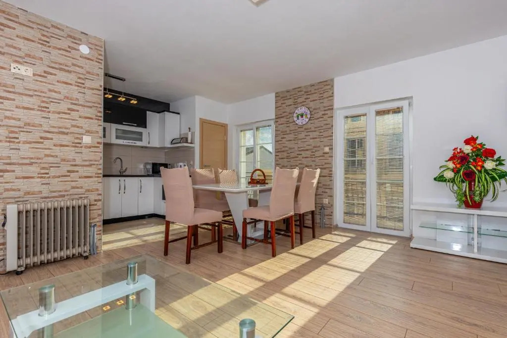 Apartments in Crikvenica 41379