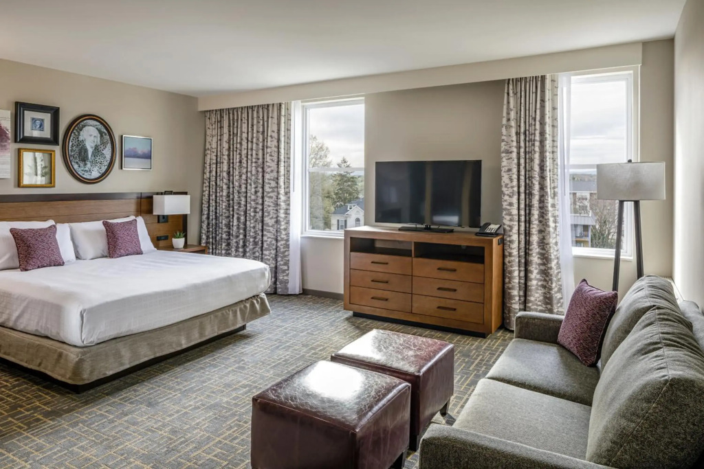 Hotel Madison & Shenandoah Conference Ctr