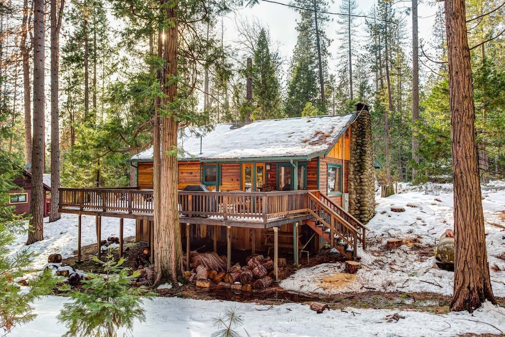 Hansen Cabin