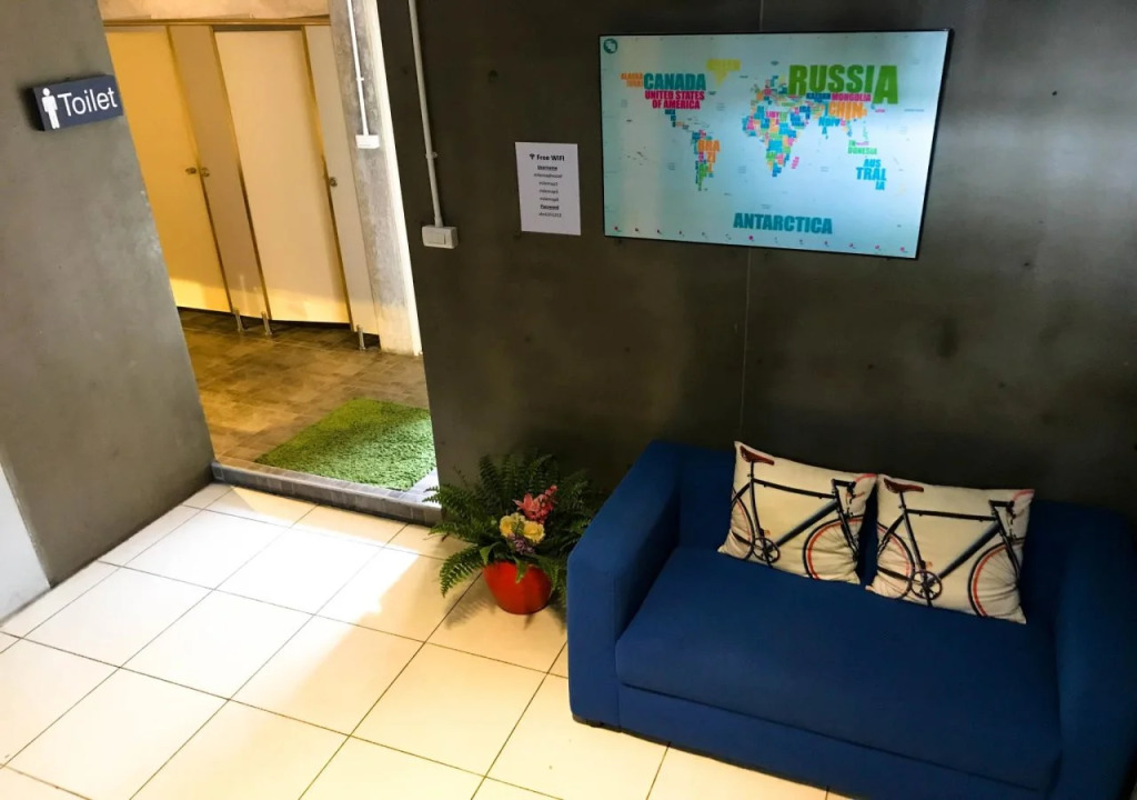 Mile Map Hostel