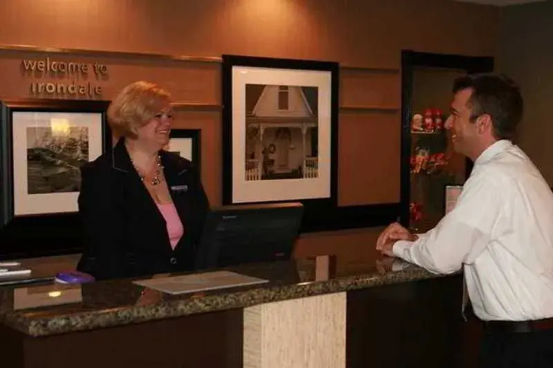 Hampton Inn And Suites Birmingham-east I-20