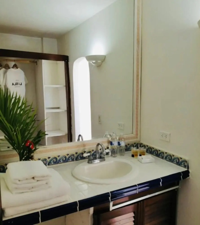 Hotel La Isla