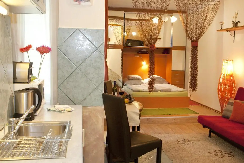 Margit Apartment