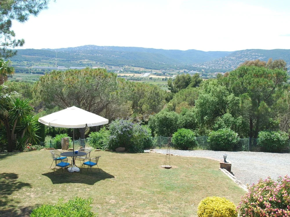 Magnificent Villa in Calonge With Terrace