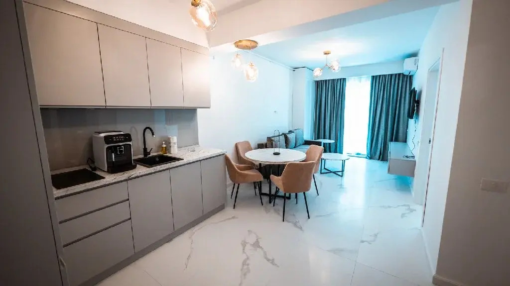 WAVE 2 Promenada Apartments