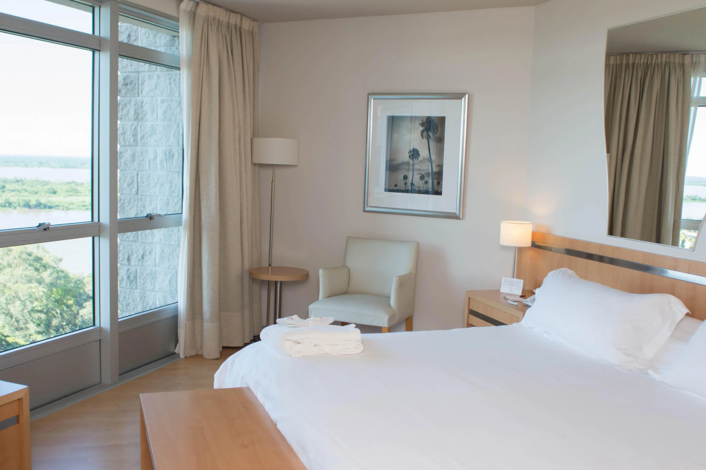 Maran Suites & Towers