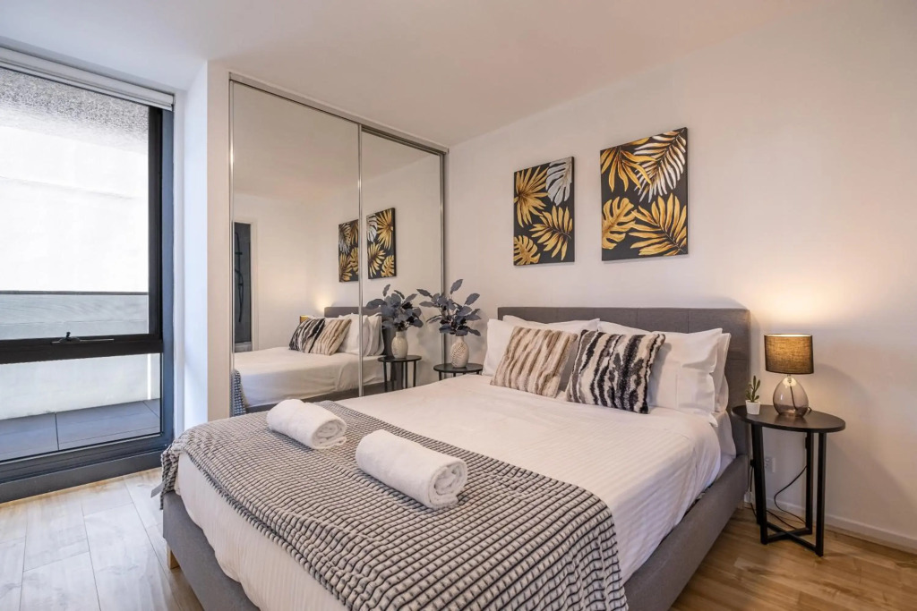 FS8010DBest view 2BR2BA in Footscray with pool and carpark WIFI
