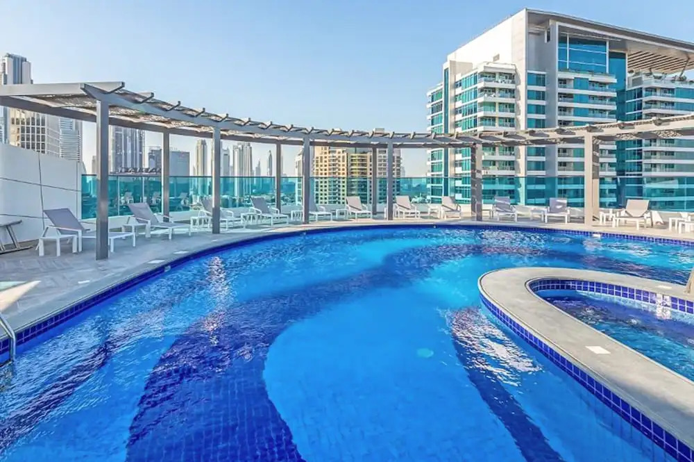 Stylish 1BR with Skyline View - THE BAY