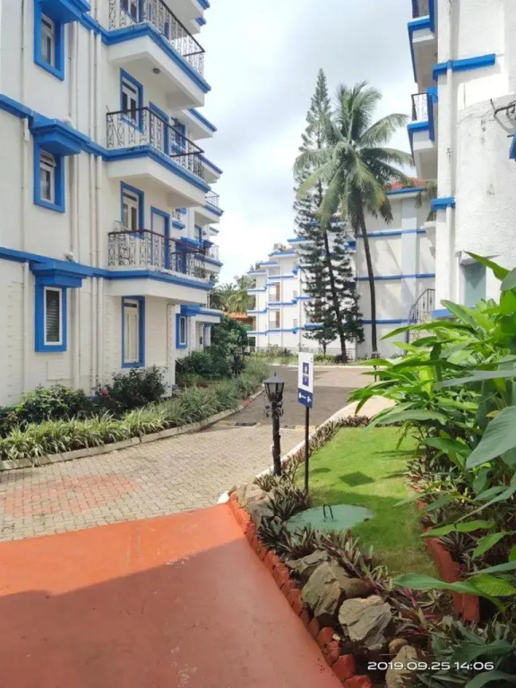 ARY Royal Palms - 1 BHK