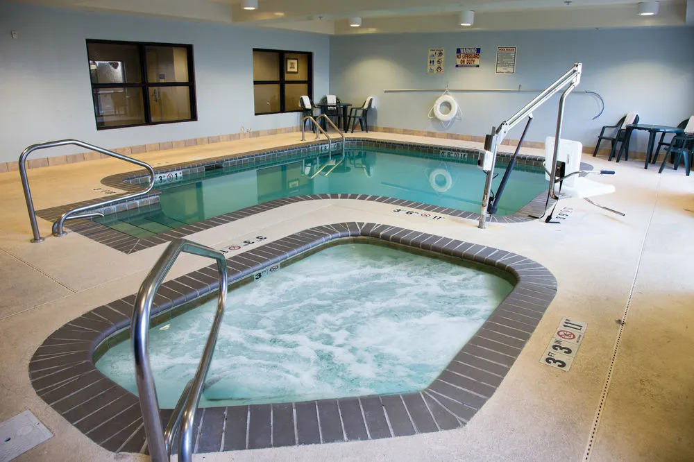 Comfort Suites