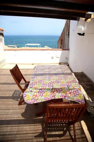 Levante Seaview