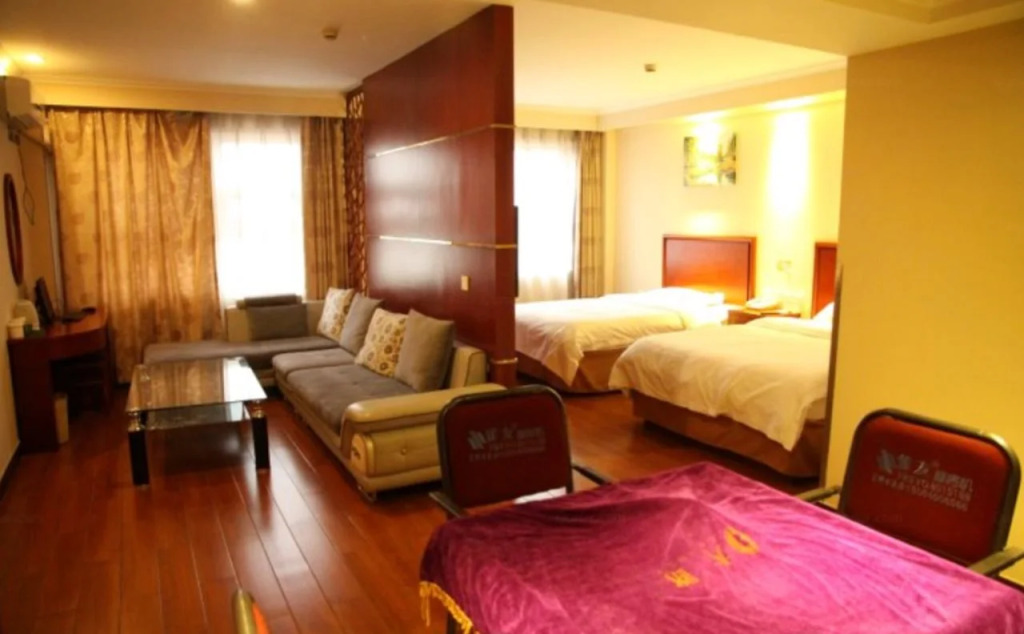 GreenTree Inn Shandong Heze No.1 Senior Middle School Business Hotel