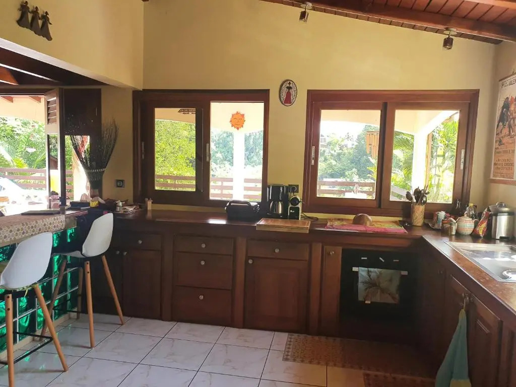 Villa Mascotte proche Bas du Fort avec piscine