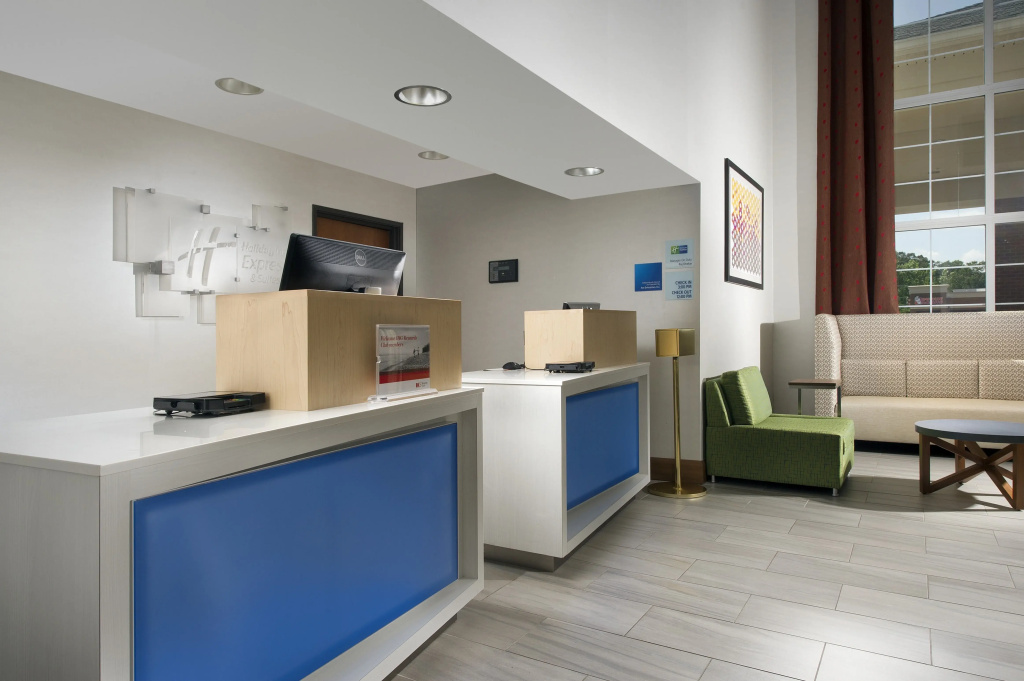 Holiday Inn Express & Suites Charlottesville - Ruckersville by IHG