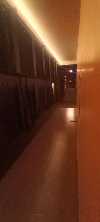 Hostel 90pods & C O working