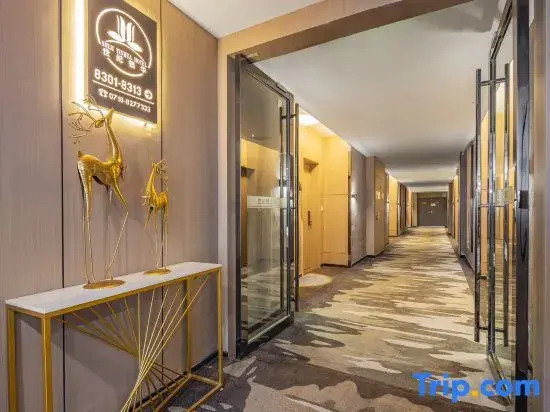 Shiji Huayin Hotel