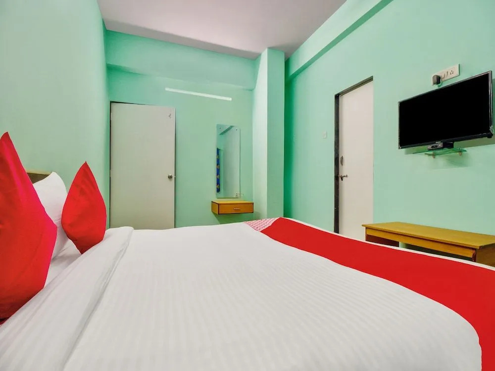Oyo Flagship 29595 Hotel Akash Executive