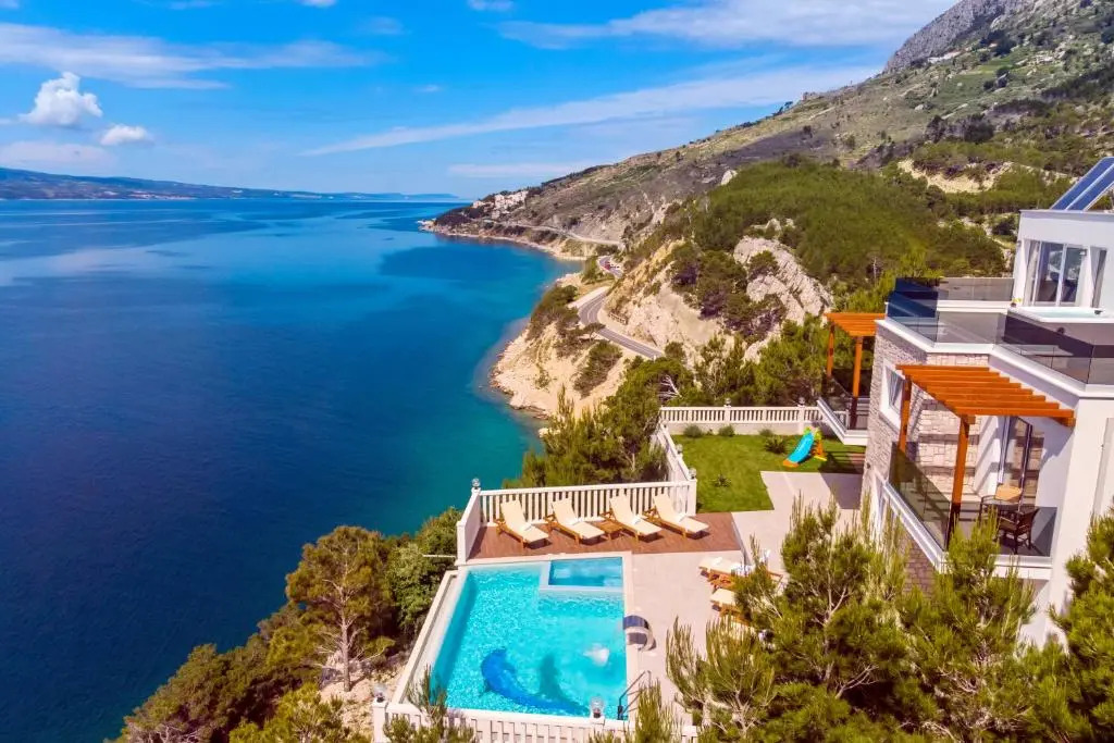 Villa MIRNA with heated pool & whirlpool, traditional wine bar, 150m from sea