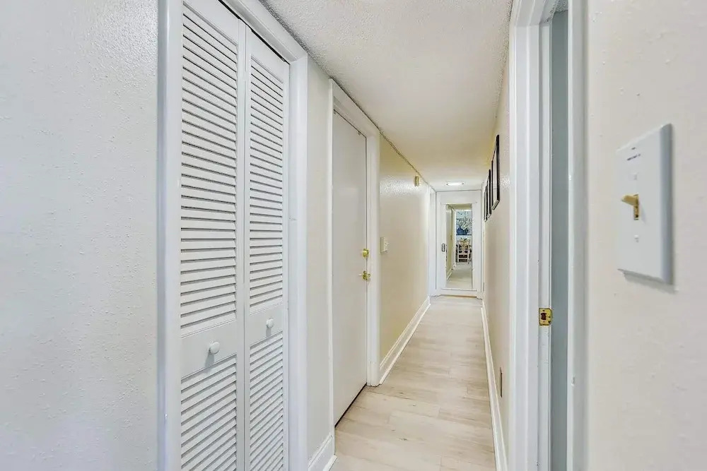 Oceanfront 3BR Condo: Gated, Breathtaking View