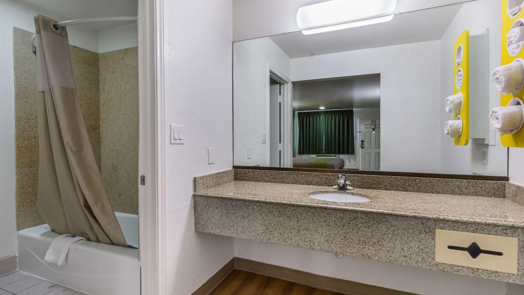 Motel 6-San Marcos, TX - North