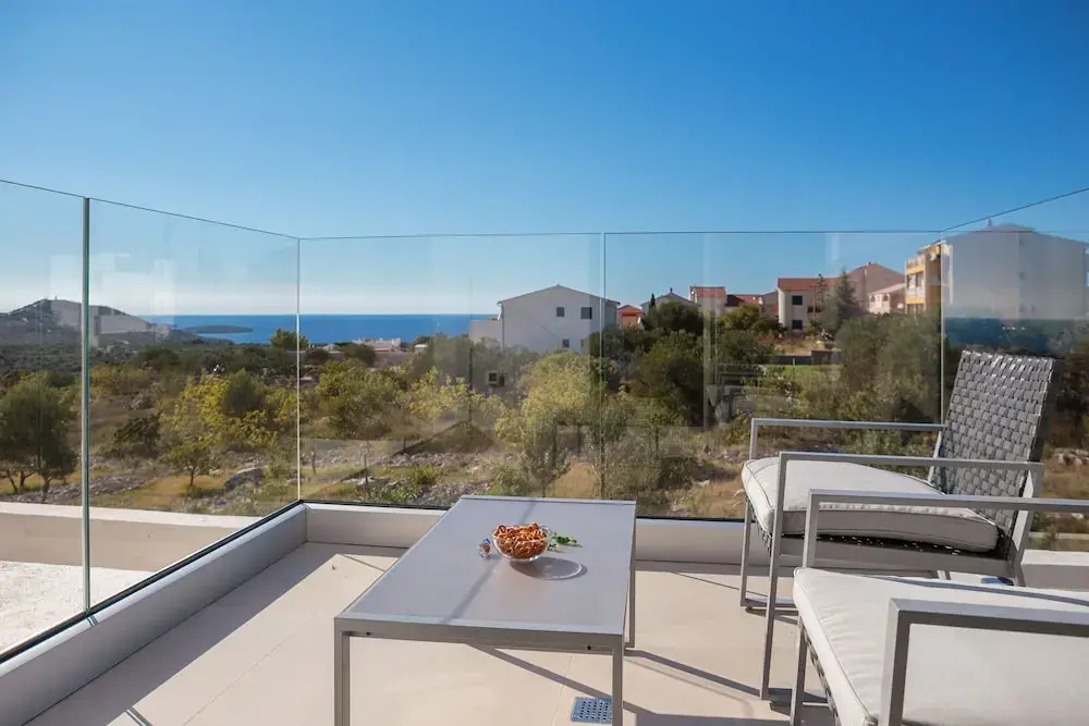 Luxury Villa Cinderella with Swimming Pool