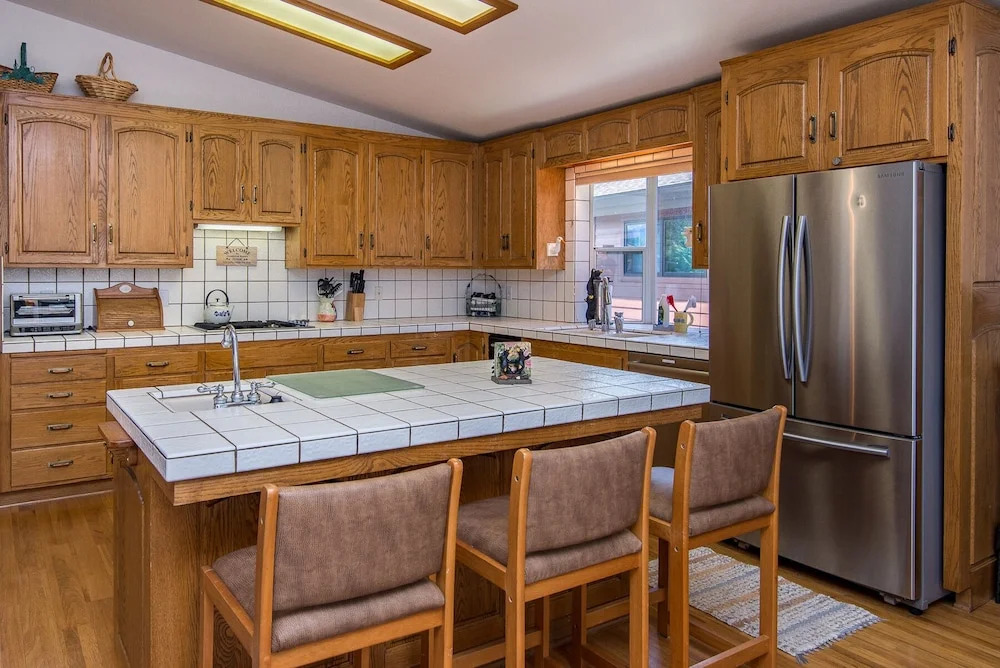 3BR 3BA Ideal Waterfront House South Lake Tahoe by RedAwning
