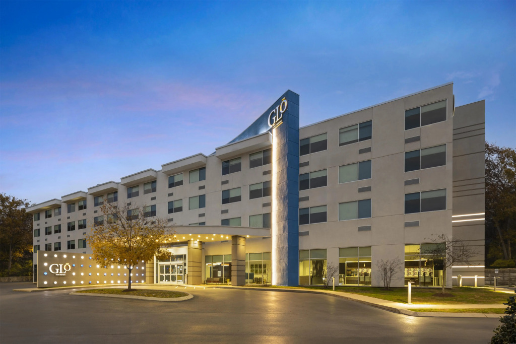 GLo Best Western Nashville Airport