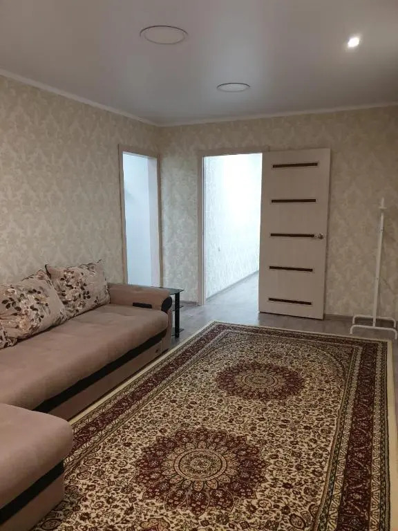 Apartment on Metallurgov 32