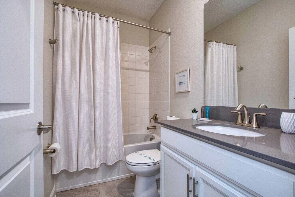 Fancy Family Home 10min-disney Private Pool 108