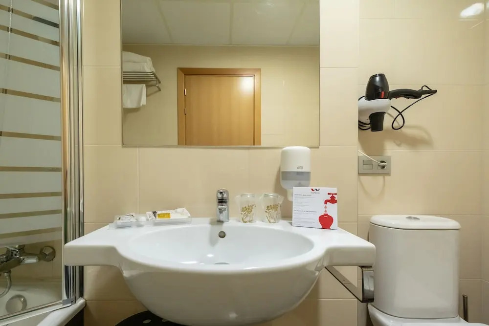 Hotel Abades Via Norte