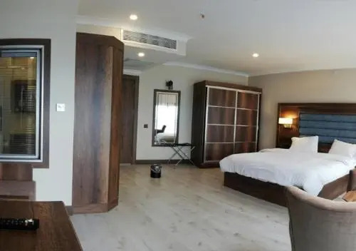 Şelale Otel