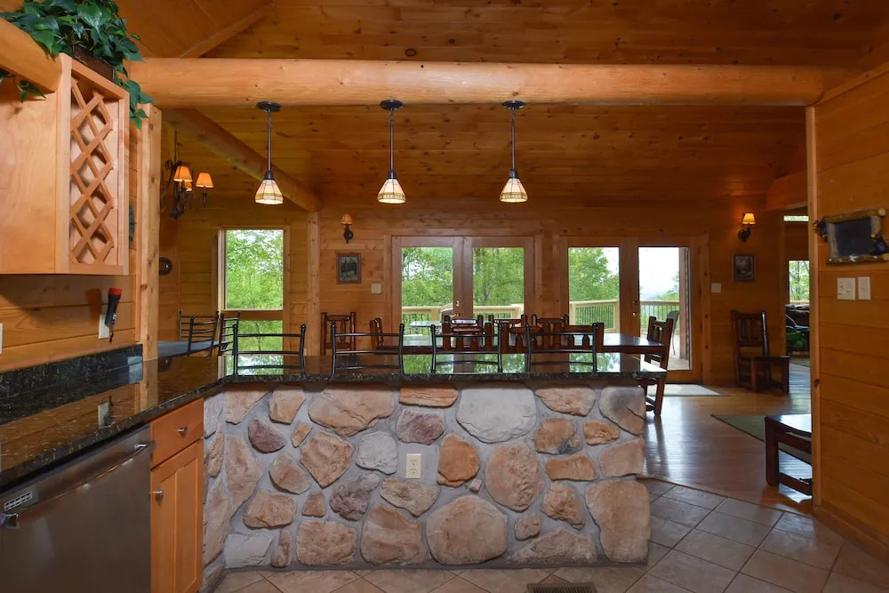Splash Mountain 6 Bedroom House