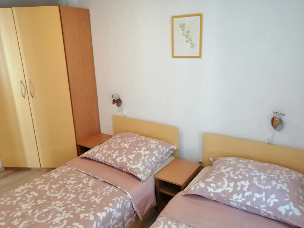 Apartments Ani