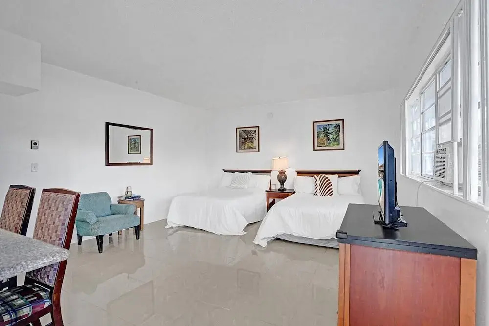 Hallandale Beach Vacation Home Pool Beach
