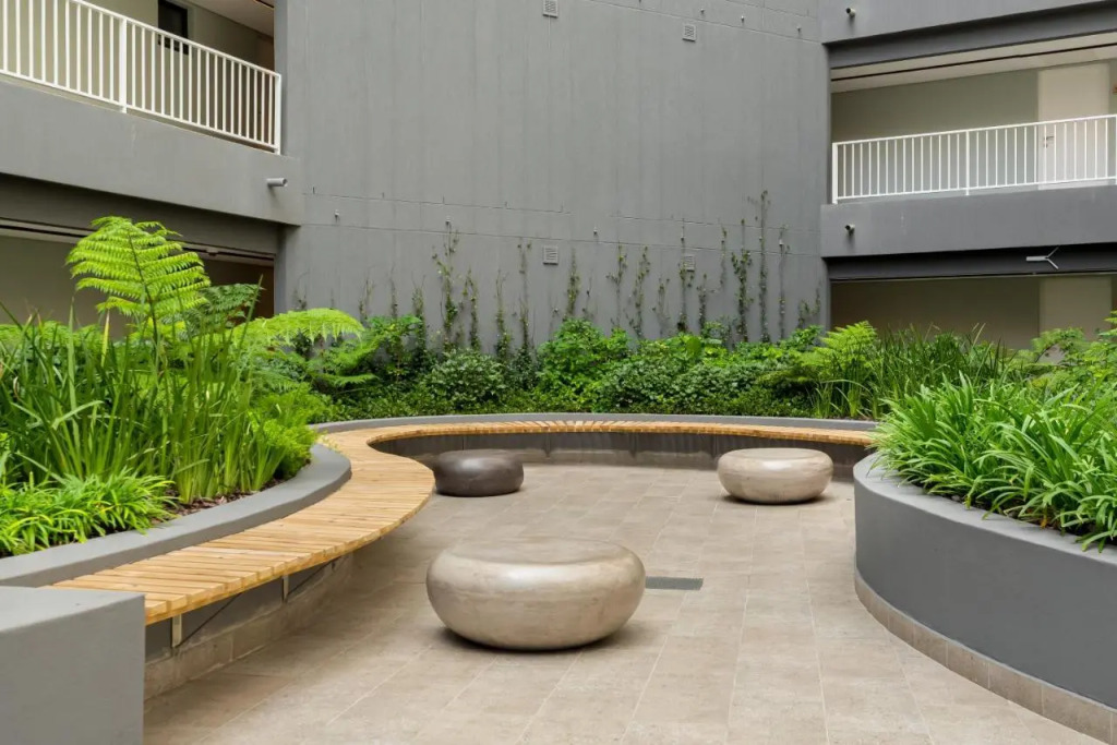 Newlands Peak Apartments
