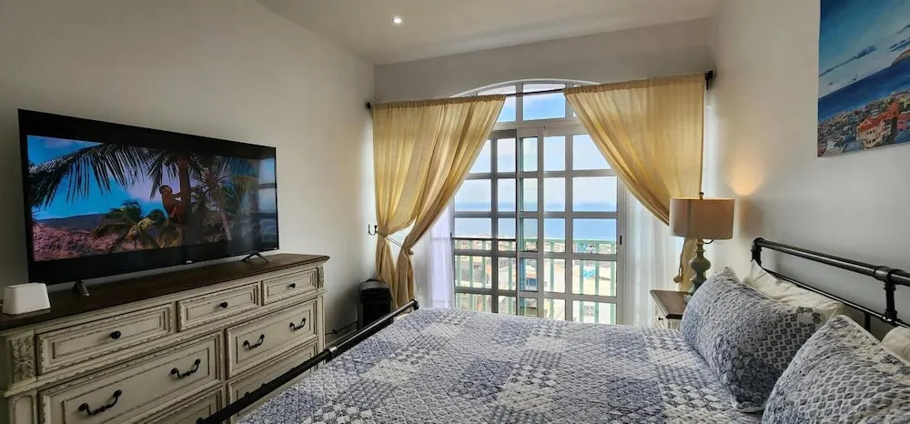 Casinha Nova - Entire Home With City & Ocean View in Sao Filipe