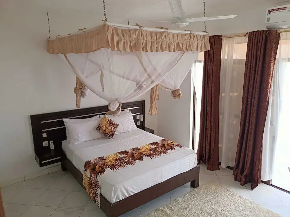 Villa Becky - Diani Beach